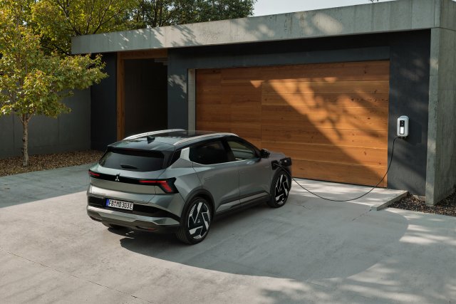 Eclipse Cross BEV